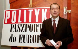 Historia Paszportów POLITYKI