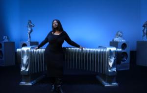 Ciało, które pamięta. Widma klubowej historii w „Ghost Rider” Christelle Oyiri